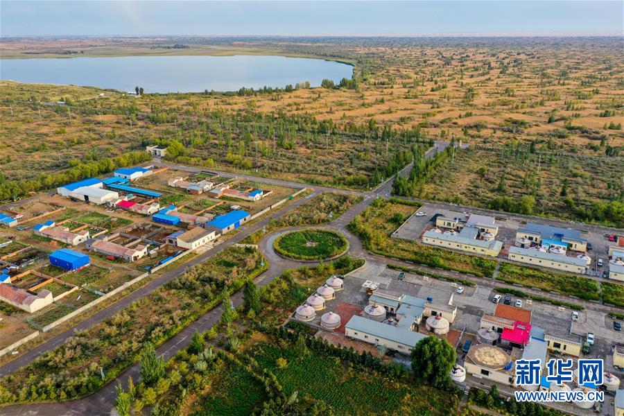 ����ϰ��ƽ��ʱ���й���ɫ�������˼��ָ����&mdash;&mdash;��ʱ������Ϊ��ƪ��&middot;ϰ��ƽ����ǹ�����&middot;ͼ�Ļ�������12�����⣬�ڻ�ɳ����չ&mdash;&mdash;�ҹ���ɳ��ɳ��ʵ